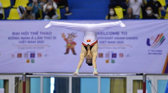 Dàn trai đẹp của Thể dục dụng cụ hiên ngang mang huy chương vàng về cho đoàn thể thao Việt Nam