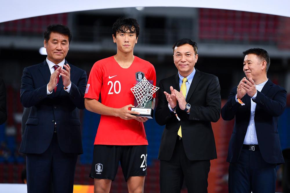 AFC mời Quyền Chủ tịch LĐBĐ Việt Nam trao cúp cho nhà vô địch U23 châu Á 2