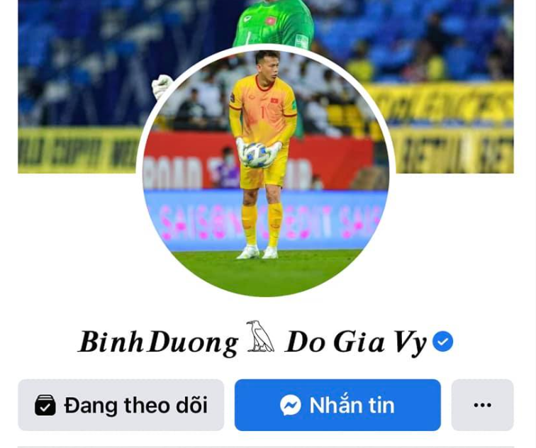 Vừa về tới Việt Nam, 2 ngôi sao của U23 Việt Nam bị “tấn công”