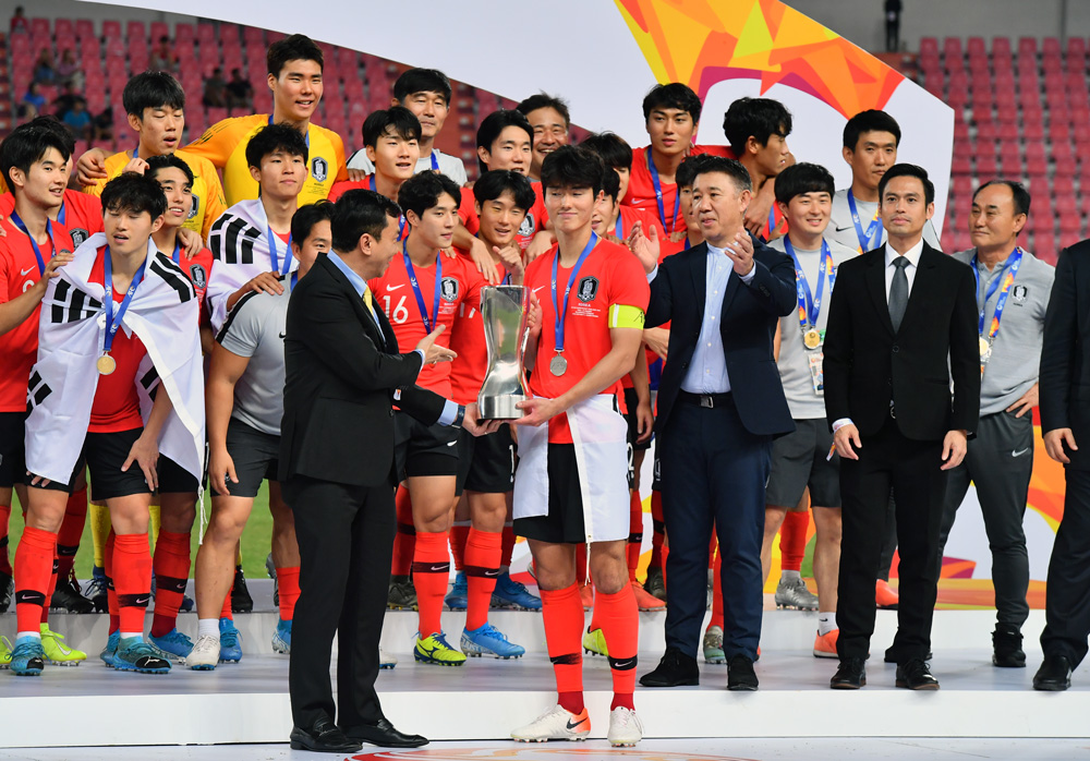 AFC mời Quyền Chủ tịch LĐBĐ Việt Nam trao cúp cho nhà vô địch U23 châu Á 1