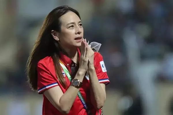Madam Pang được nhà nước vinh danh giữa làn sóng yêu cầu từ chức