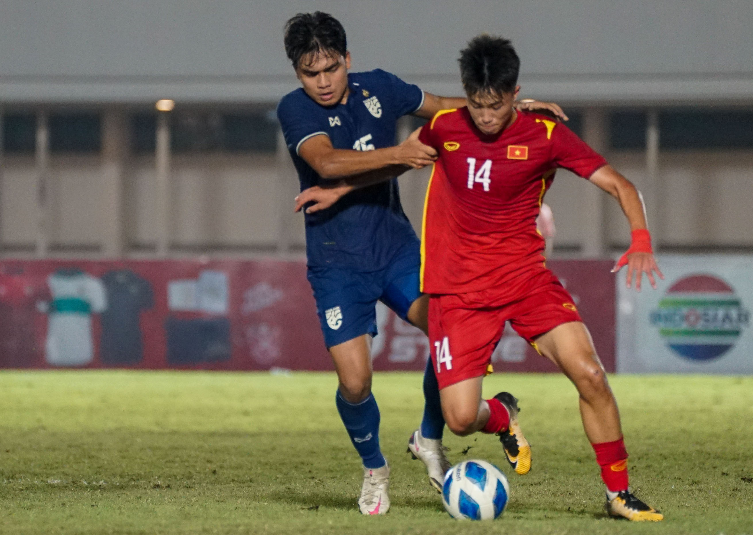 Truyền thông Indonesia loan tin HLV trưởng U19 Việt Nam bị sa thải 3