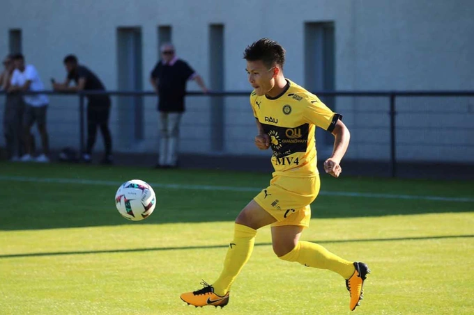 HLV Pau FC muốn chiêu mộ thêm cầu thủ tấn công