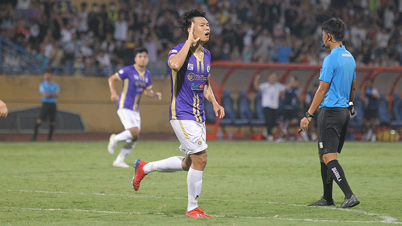 Hà Nội FC đưa ra đề nghị khủng cho Thành Chung