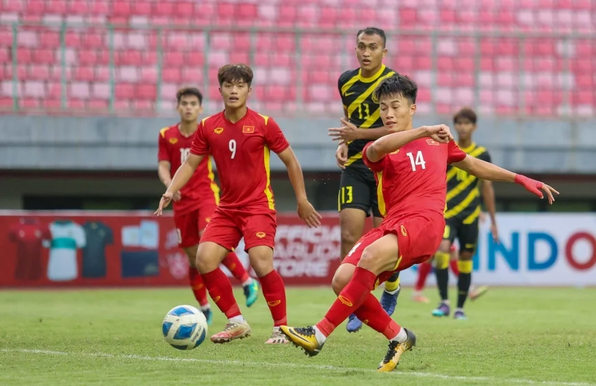 HLV Park Hang Seo và các cộng sự sẽ tới 'xem giò' U19 Việt Nam ở giải U19 Quốc tế 2022