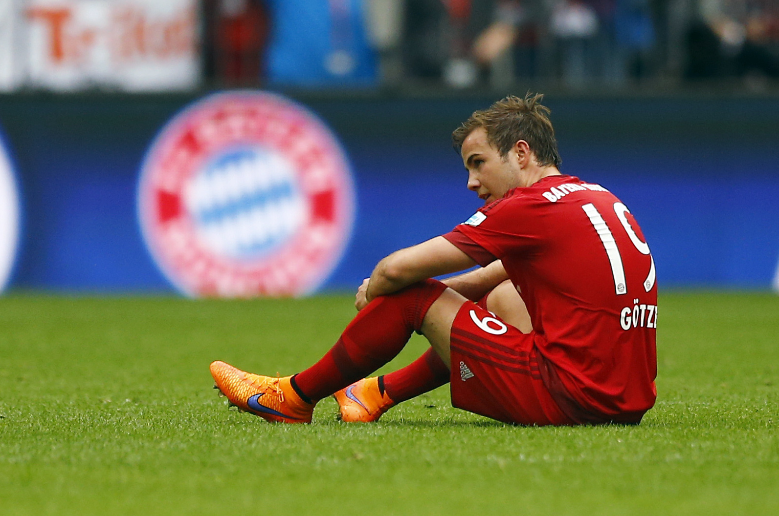Bundesliga khai màn: '"Super Mario' sẵn sàng đối đầu Bayern"