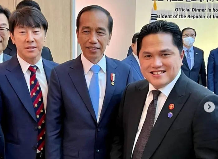 HLV Shin Tae-yong kể khổ với Tổng thống Indonesia