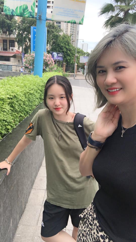 Con gái Hoa khôi bóng chuyền Kim Huệ: Xinh đẹp, tài năng, chuẩn “con nhà nòi” 6