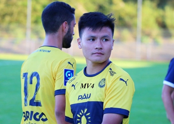 HLV Pau FC báo tin cực vui cho Quang Hải trước vòng 2 Ligue 2 