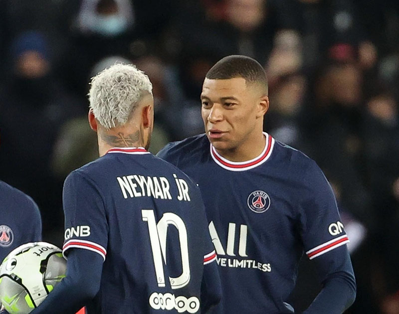 Biến căng ở PSG: Neymar và Mbappe định "thử độ bền của nhau" trong phòng thay đồ