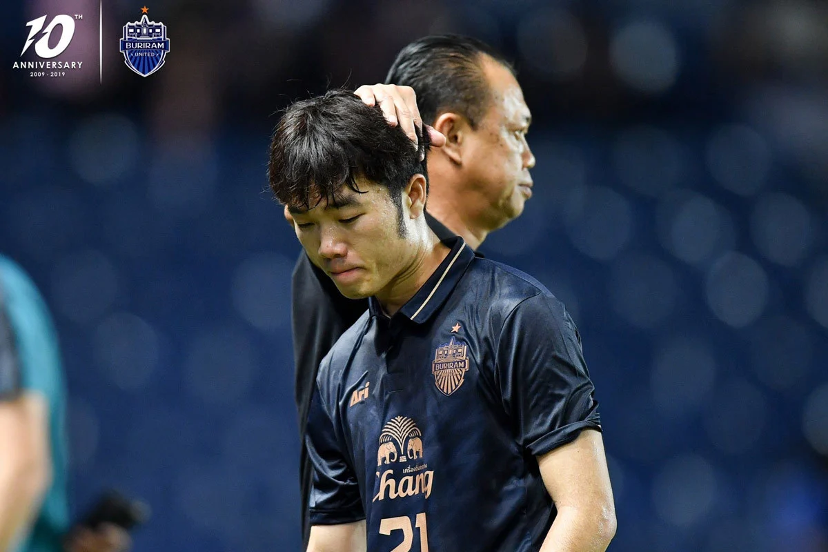 Cầu thủ Thái Lan có biểu hiện vô kỉ luật ngay sau khi trở về từ đội U19  2