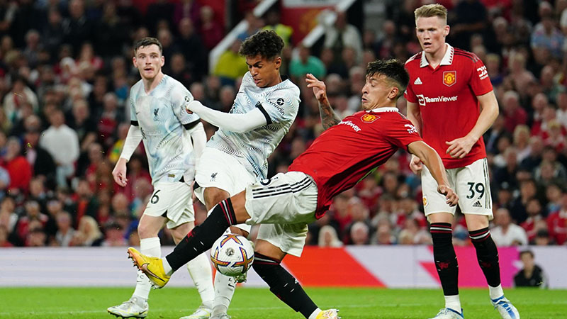 Maguire có thể bị tước băng đội trưởng MU, người thay thế không phải Ronaldo