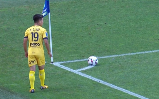 Quang Hải đá chính, Pau FC nhận “cơn mưa lời khen” từ báo chí Pháp