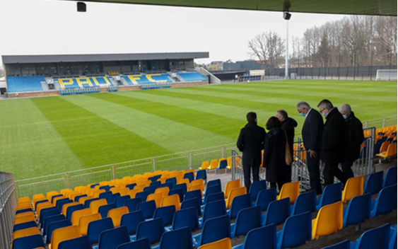 Sân nhà của Pau FC có mặt cỏ xịn nhất thế giới