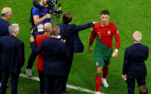 Ronaldo bác bỏ tin đồn bỏ tuyển Bồ Đào Nha, rời World Cup