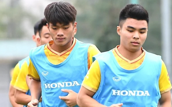 HLV Troussier sửa kế hoạch, U22 Việt Nam tập trung sớm trước SEA Games 32 HLV Troussier sửa kế hoạch, U22 Việt Nam tập trung sớm trước SEA Games 32